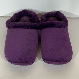 Dear Foams Royal Purple fuzzy Slippers - 9/10 Lg
